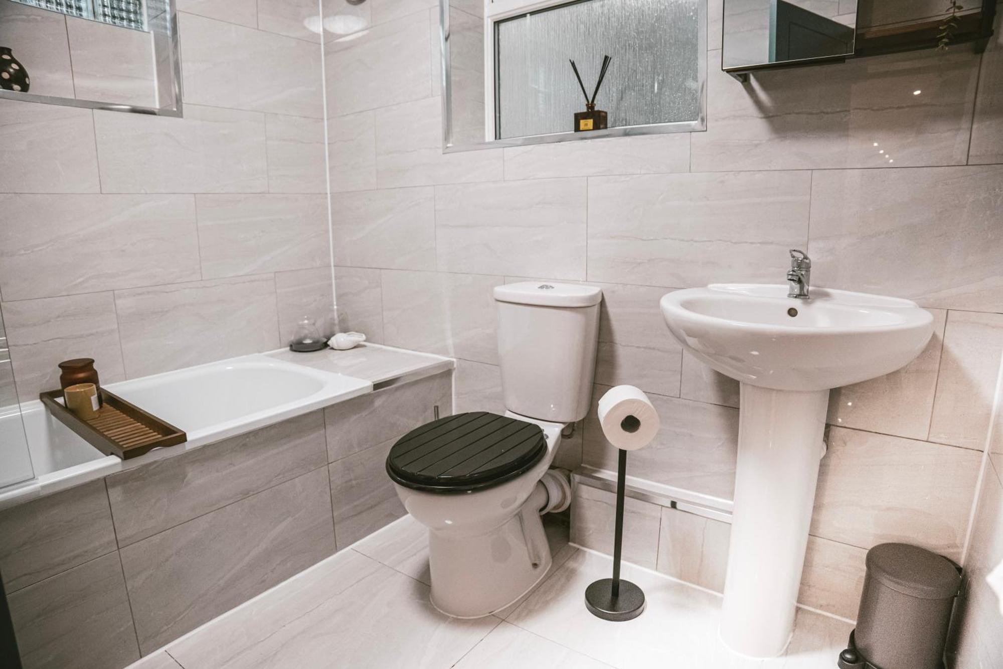 Tunstall House Челтнем Екстер'єр фото